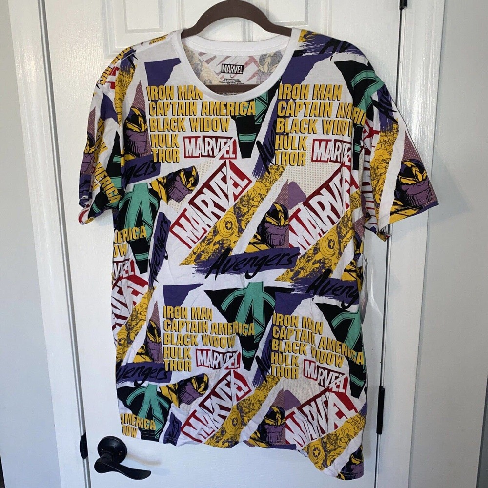 NWT Marvel Advengers Thanos T Shirt New Men's SZ L All Over Print HTF - Picture 1 of 6